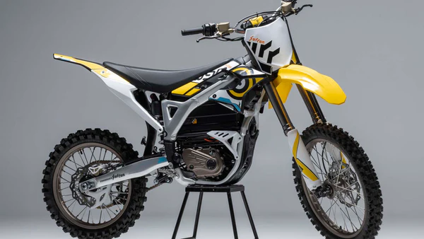 SurRon Storm Bee MX – High-Performance Electric Dirt Bike - Image 4